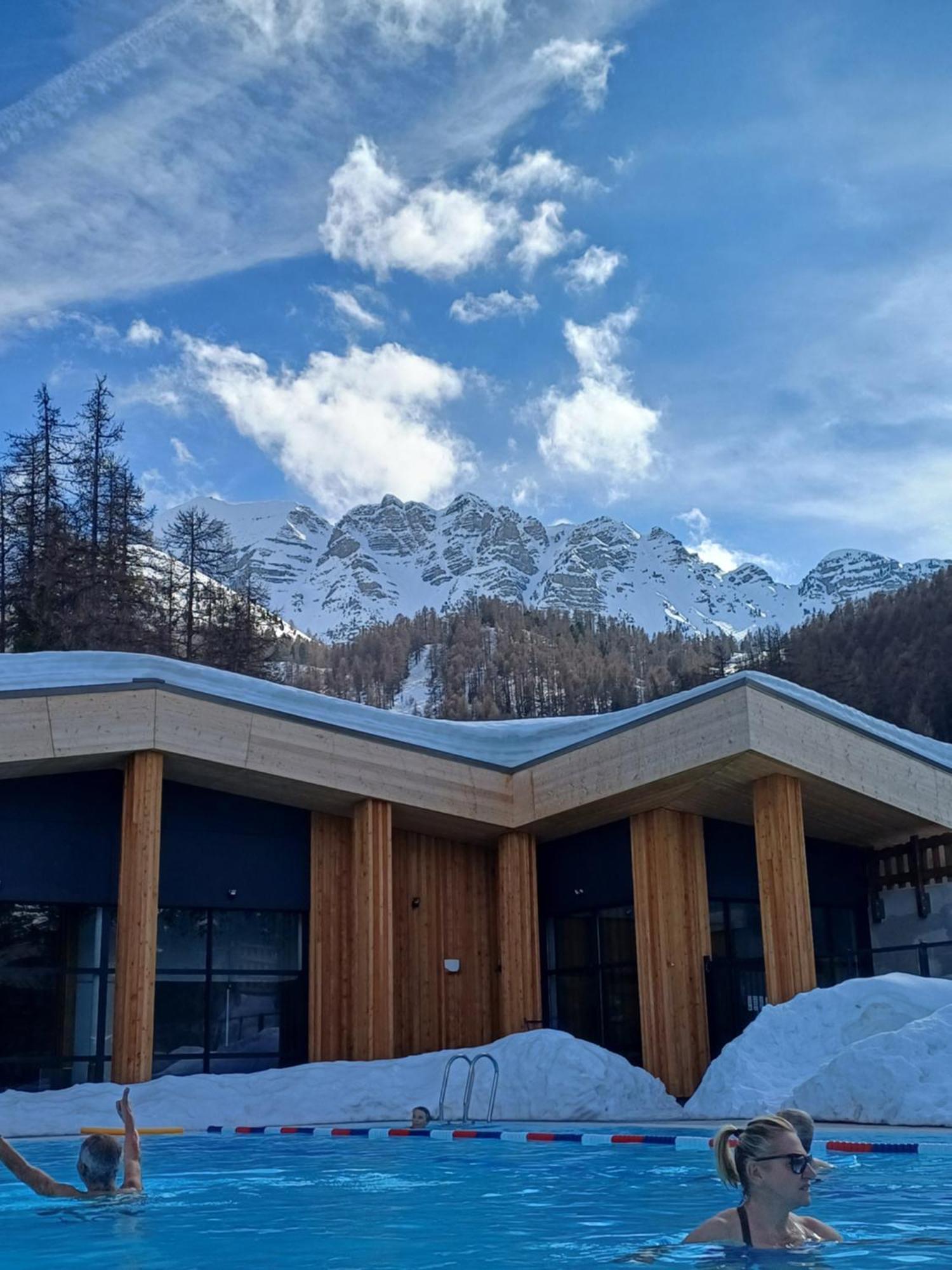 Appartement Le grand cerf le Pelvou à Vars  Extérieur photo